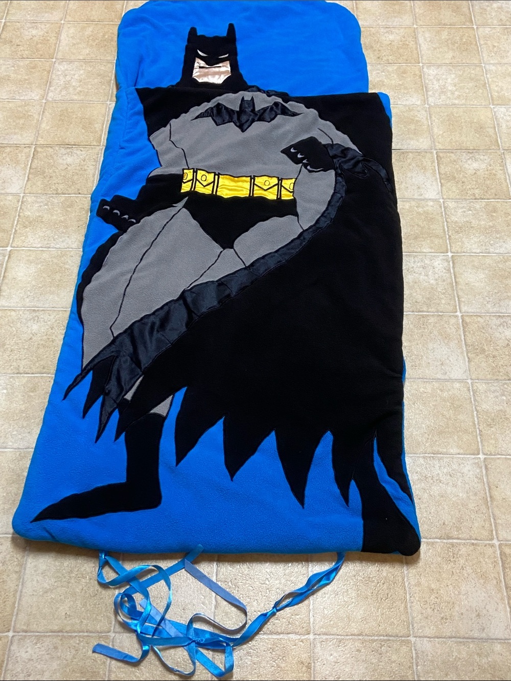 Style Vintage Kids Batman Sleeping Bag in Blue and Black